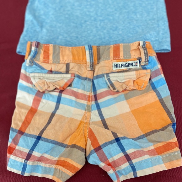 Outfit - Picture 7 of 9